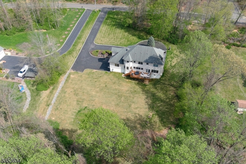 Andover Twp., New Jersey, 07821, United States, 4 Bedrooms Bedrooms, ,3 BathroomsBathrooms,Residential,For Sale,1793413