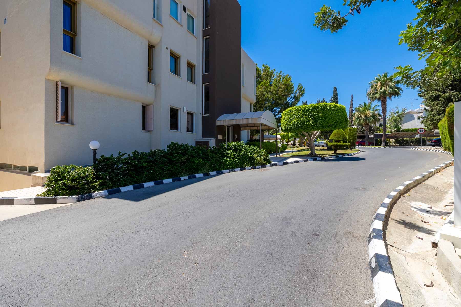  Renovated 3 Bedroom Residence with Guest Studio Steps from the Sea in Limassol - 物件實景