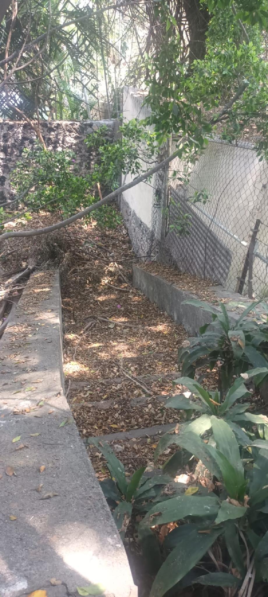 Fraccionamiento Las Quintas, Calle 4.5, Cuernavaca, Morelos, 62446, Mexico, 3 Bedrooms Bedrooms, ,4 BathroomsBathrooms,Residential,For Sale,Fraccionamiento Las Quintas, Calle 4.5,1614358