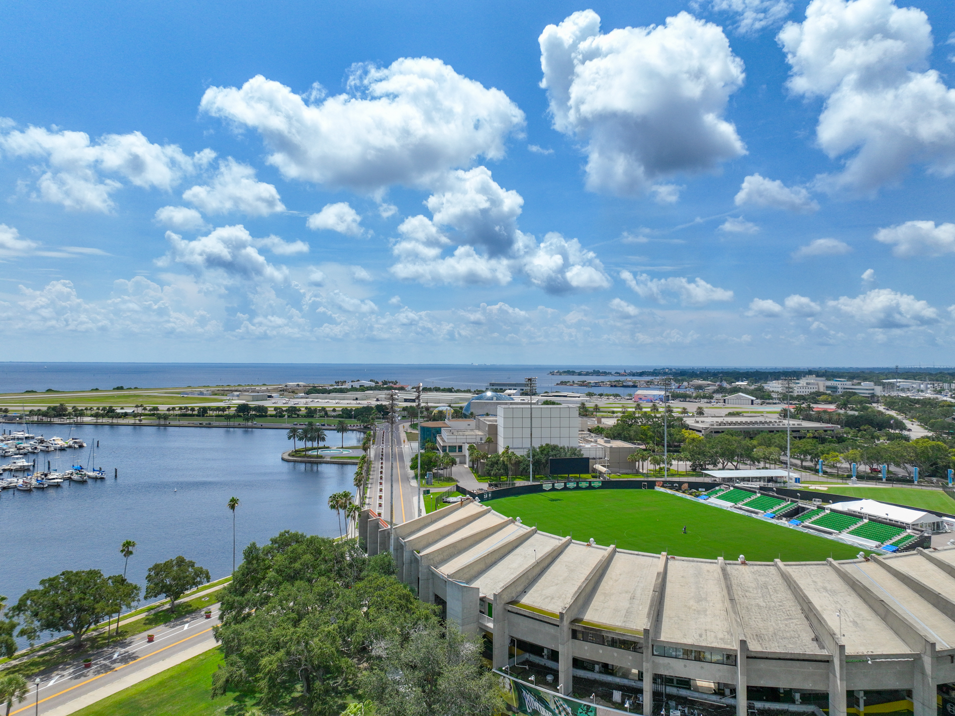 St Petersburg, Florida, 33701, United States, 3 Bedrooms Bedrooms, ,3 BathroomsBathrooms,Residential,For Sale,1924192