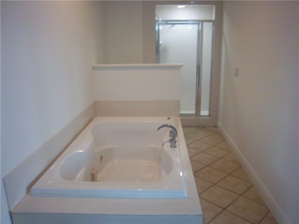 Brunswick, Georgia, 31520, United States, 3 Bedrooms Bedrooms, ,3 BathroomsBathrooms,Residential,For Sale,1895763