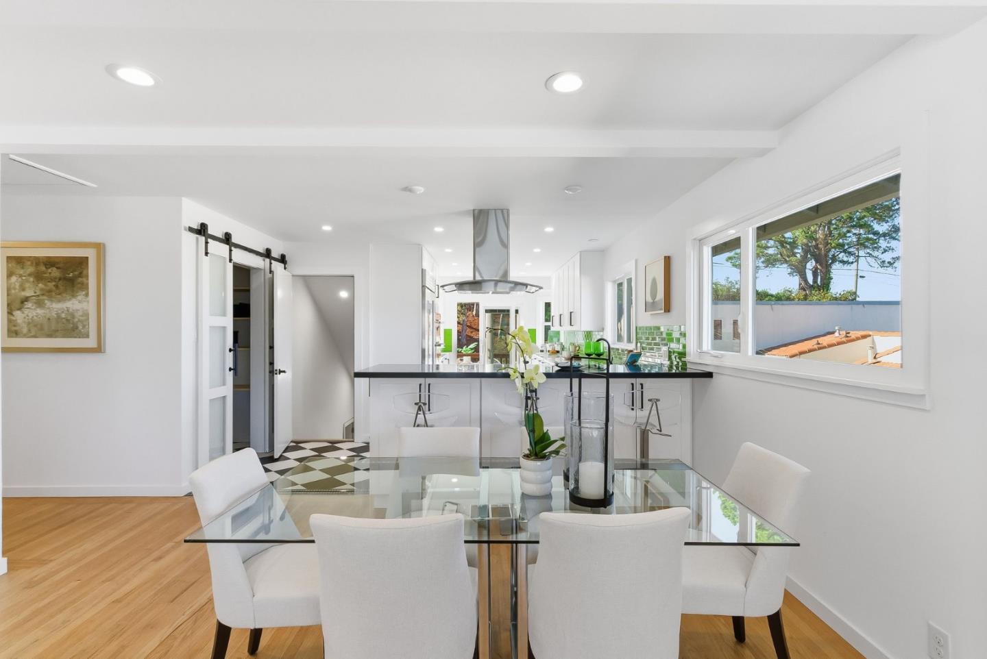 Millbrae, California, 94030, United States, 3 Bedrooms Bedrooms, ,3 BathroomsBathrooms,Residential,For Sale,1986526