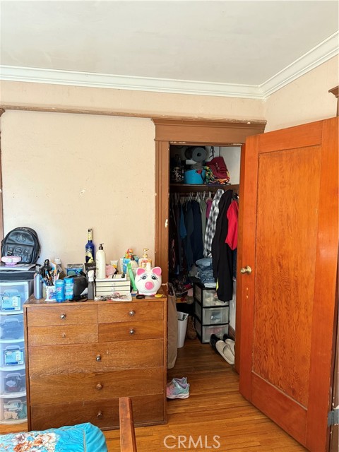 Los Angeles, California, 90023, United States, 2 Bedrooms Bedrooms, ,1 BathroomBathrooms,Residential,For Sale,1931664