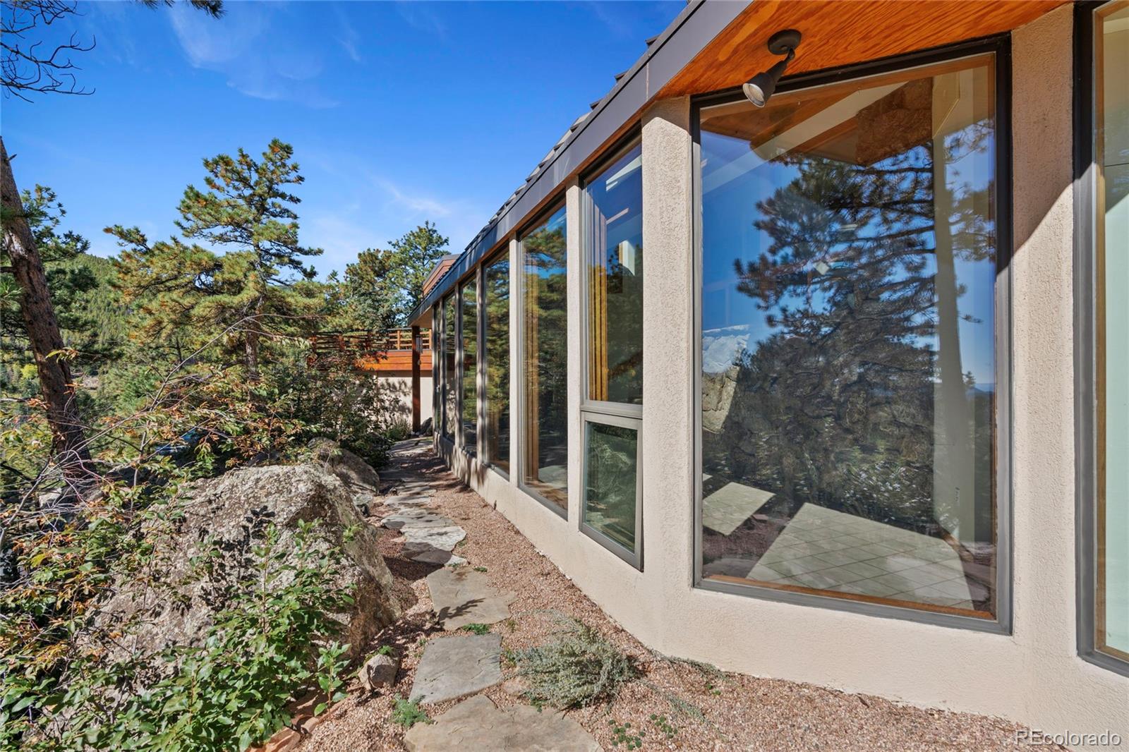 Evergreen, Colorado, 80439, United States, 3 Bedrooms Bedrooms, ,1 BathroomBathrooms,Residential,For Sale,1986477