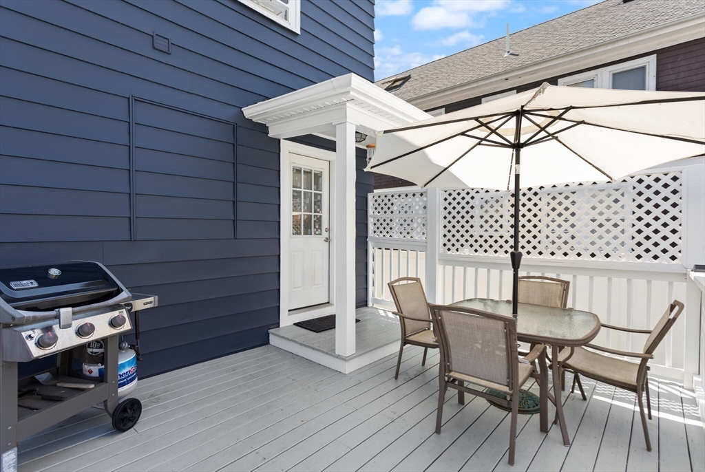 Medford, Massachusetts, 02155, United States, 4 Bedrooms Bedrooms, ,2 BathroomsBathrooms,Residential,For Sale,1904256
