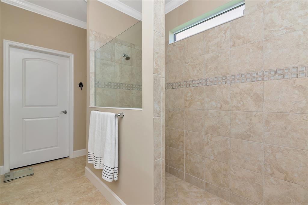 Bradenton, Florida, 34211, United States, 3 Bedrooms Bedrooms, ,2 BathroomsBathrooms,Residential,For Sale,1971583