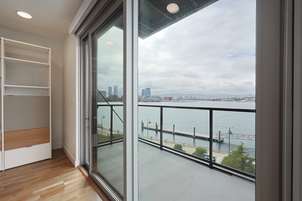 Boston, Massachusetts, 02128, United States, 2 Bedrooms Bedrooms, ,2 BathroomsBathrooms,Residential,For Sale,1787695