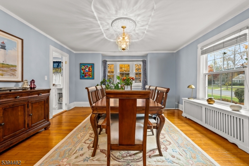 Plainfield City, New Jersey, 07060, United States, 6 Bedrooms Bedrooms, ,4 BathroomsBathrooms,Residential,For Sale,1989073