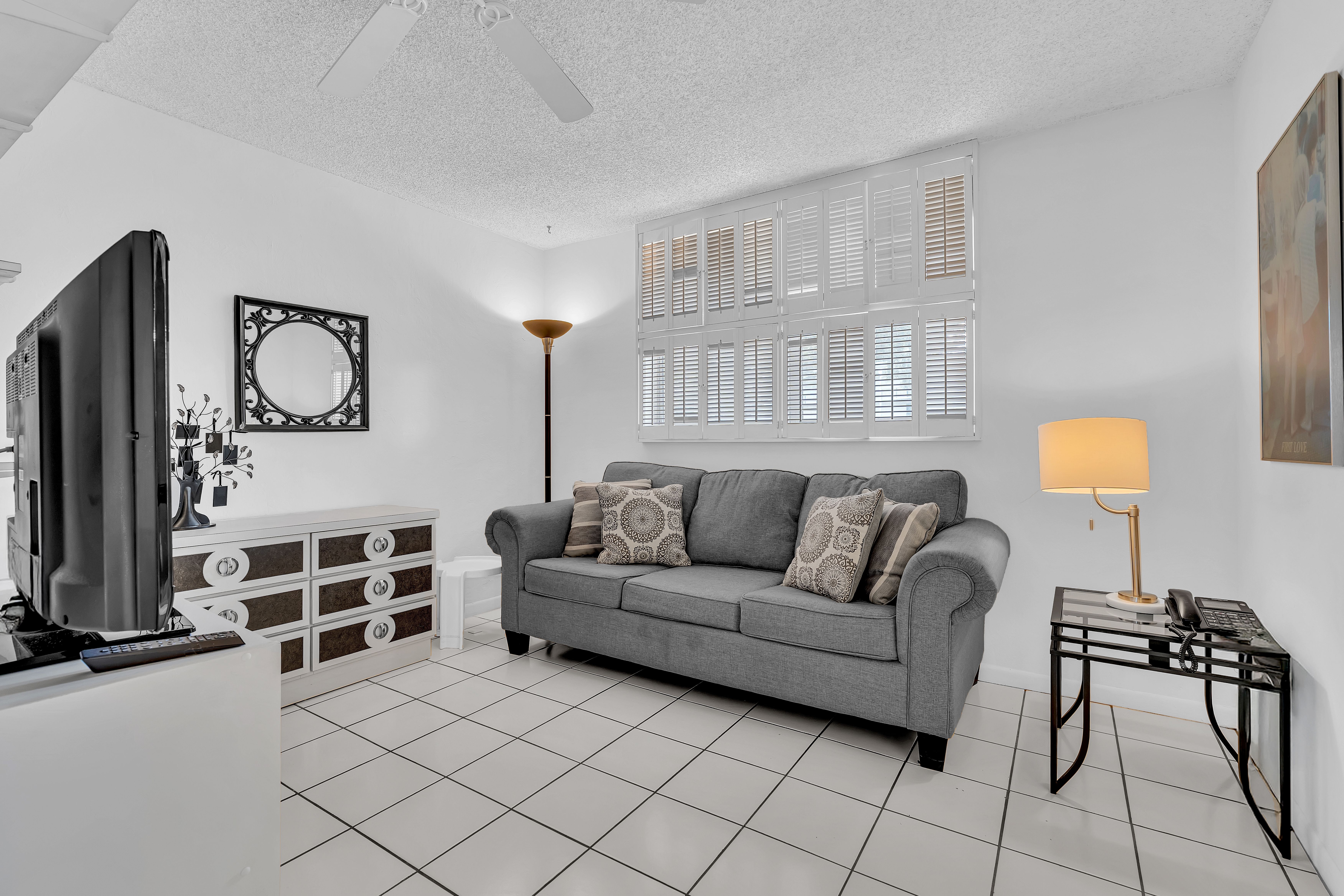  9360 Lime Bay Blvd, Tamarac, FL, 33321 - 物件實景