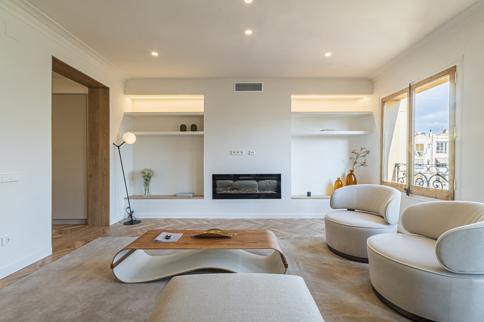  Exclusive brand new property in Girona pedestrian street in Quadrat d