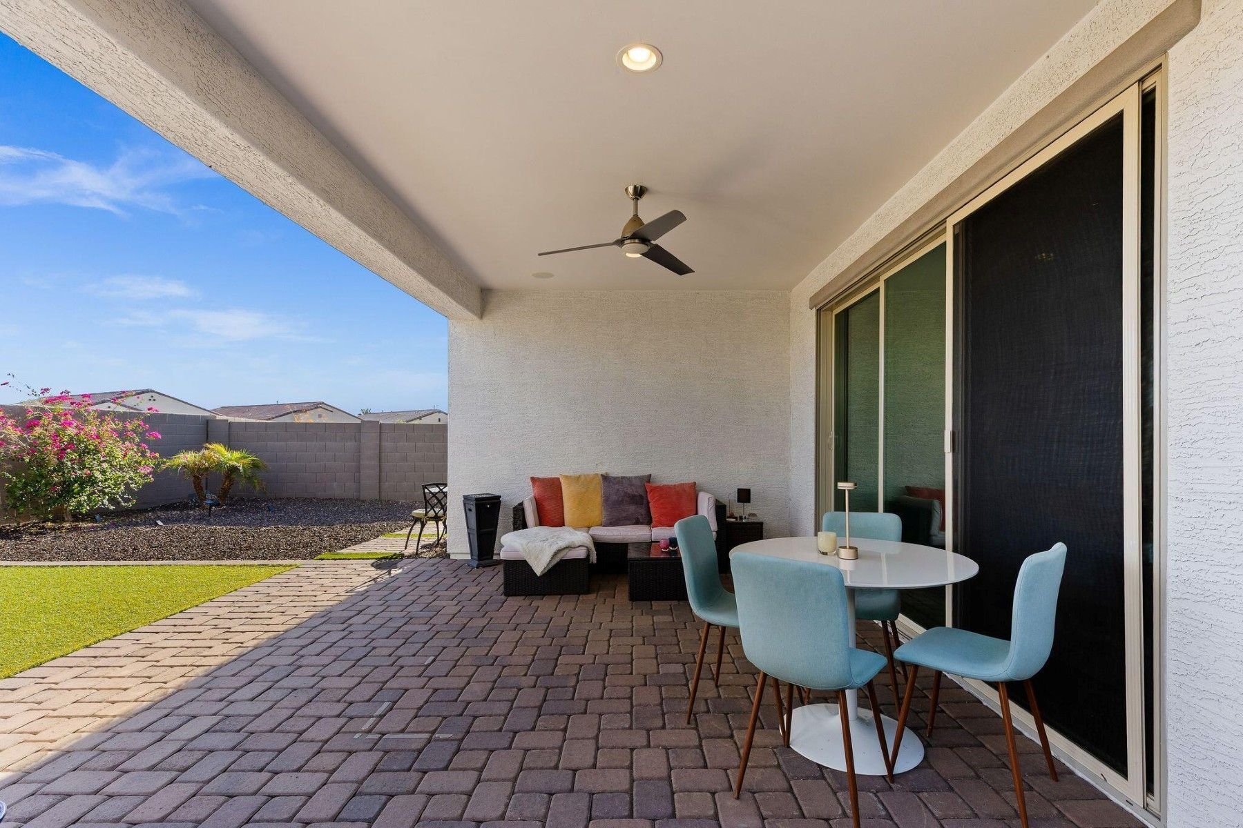  18039 W Amber Ridge Way  Goodyear, AZ - 物件實景