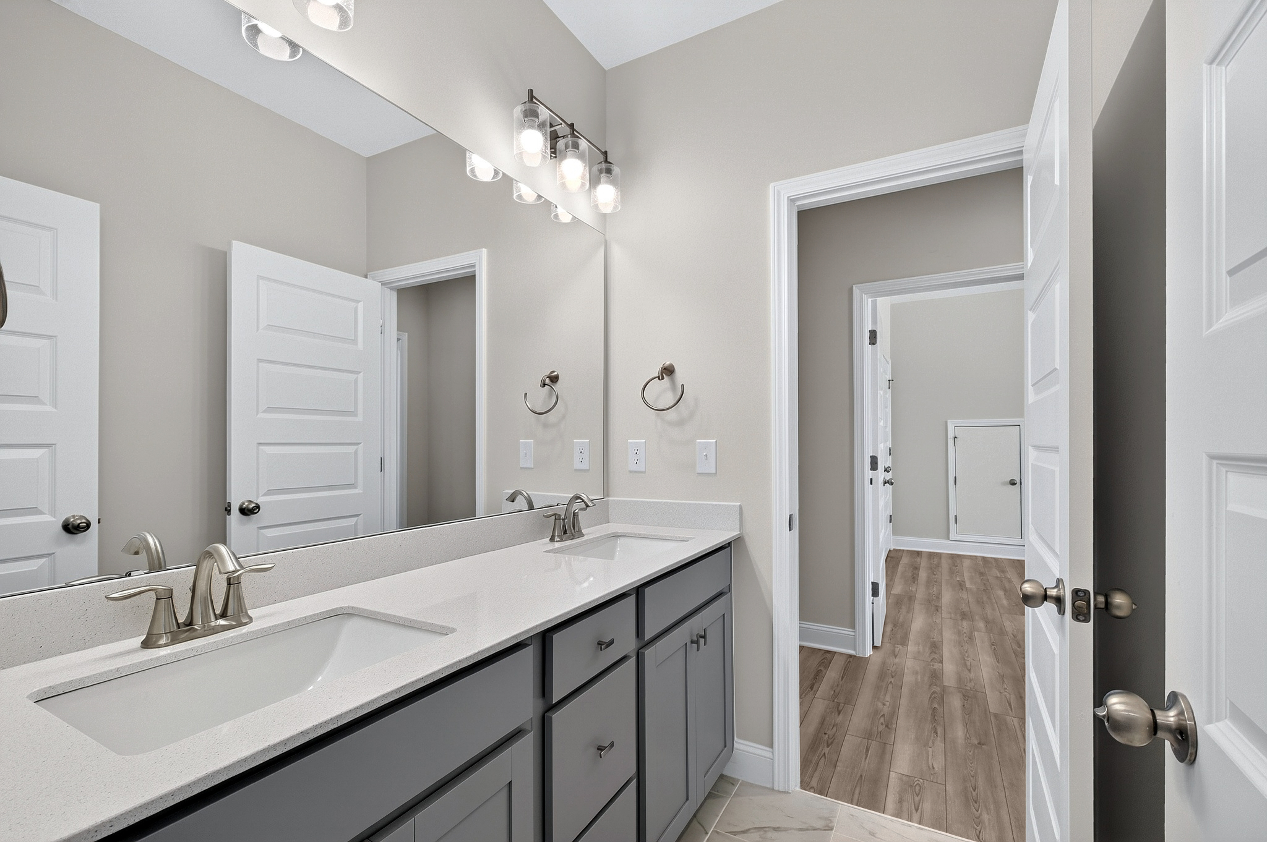  1300 Commons Ford Place, Apex, NC 27539 - 物件實景