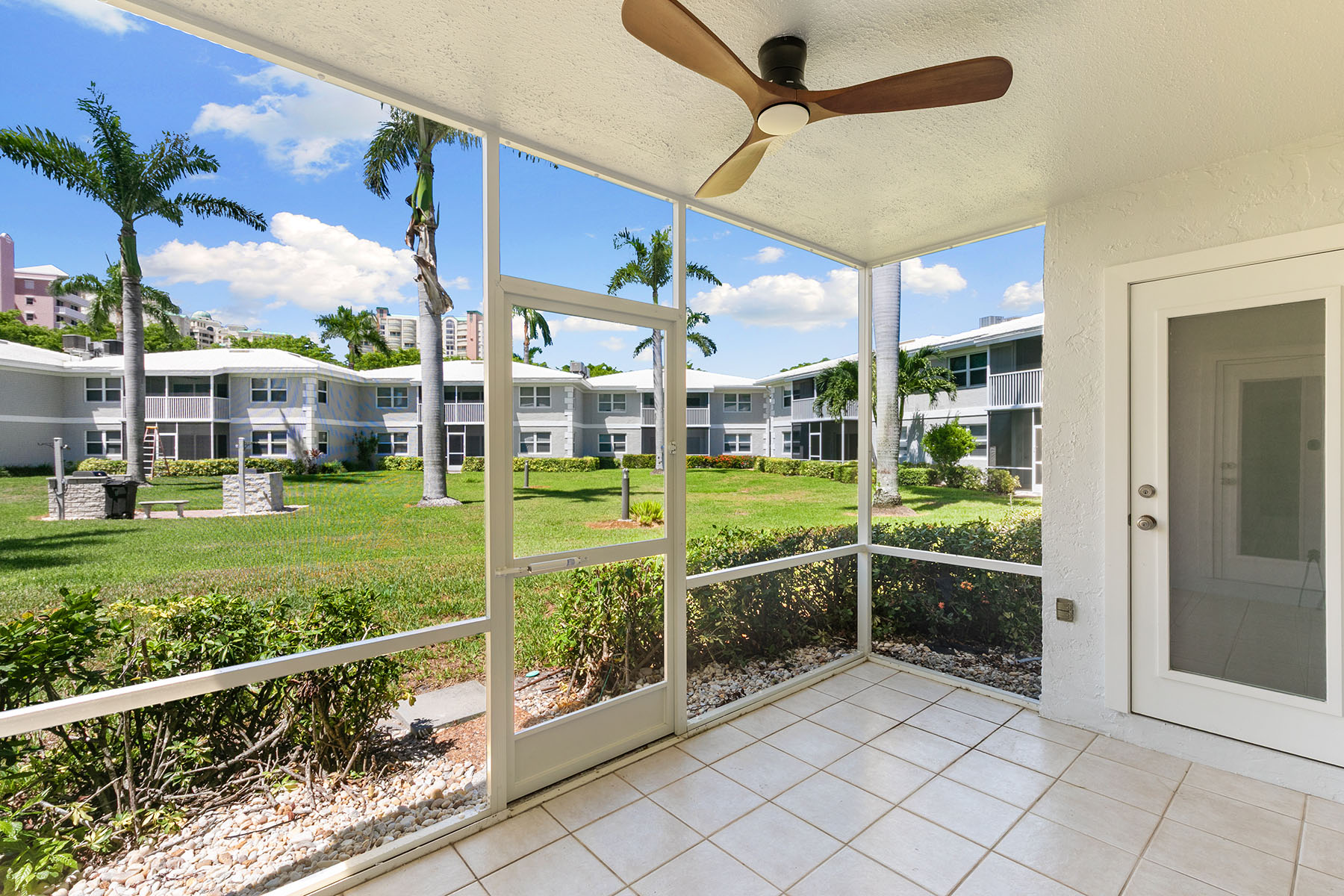  MARCO ISLAND - SURFSIDE CLUB AT MARCO ISLAND - 物件實景