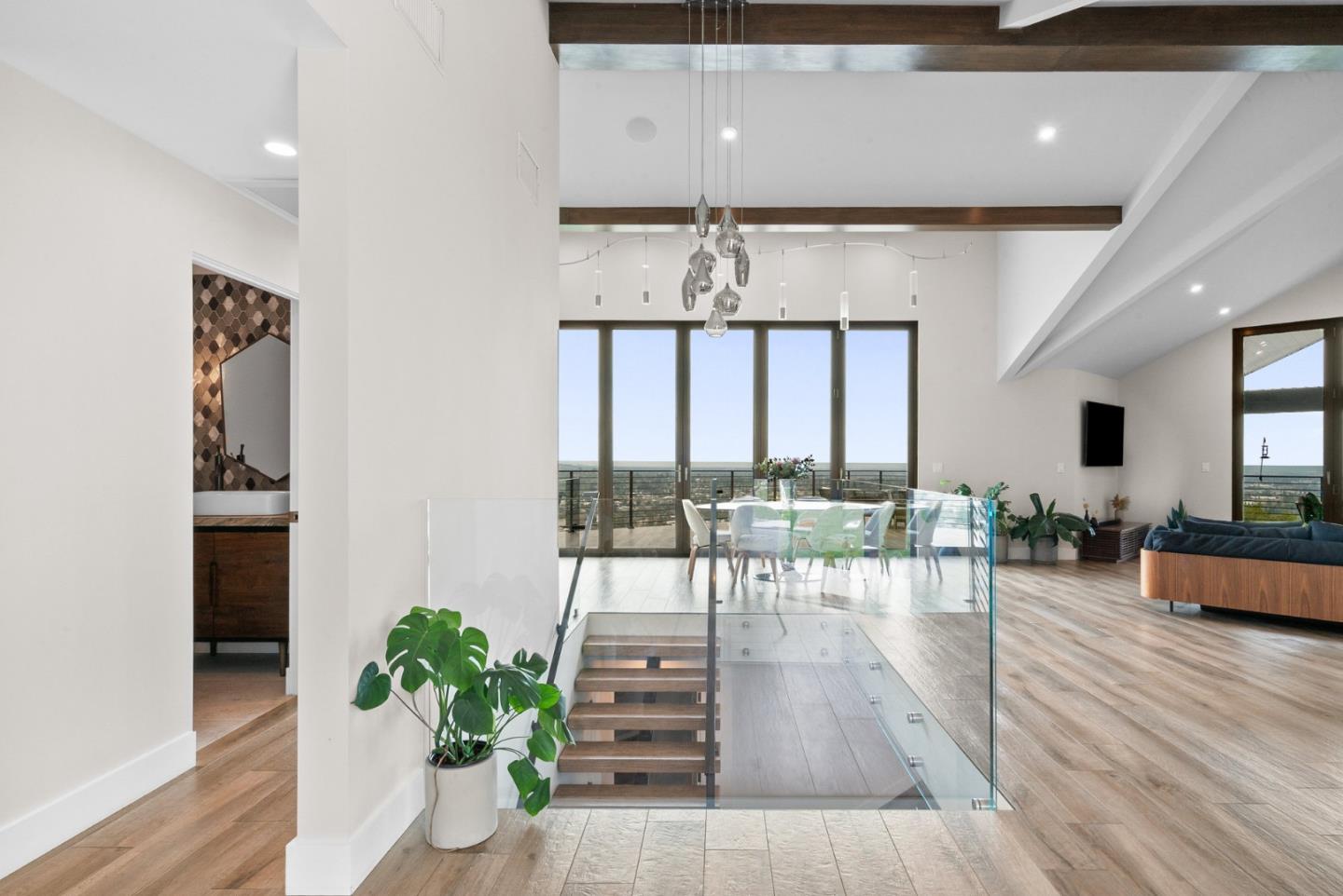 Los Gatos, California, 95030, United States, 5 Bedrooms Bedrooms, ,6 BathroomsBathrooms,Residential,For Sale,1997013