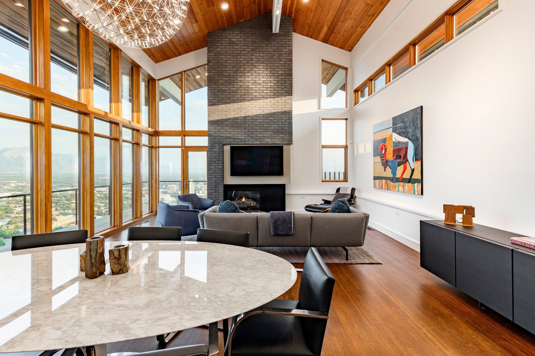  Stunning Contemporary Home with Commanding Views - 物件實景