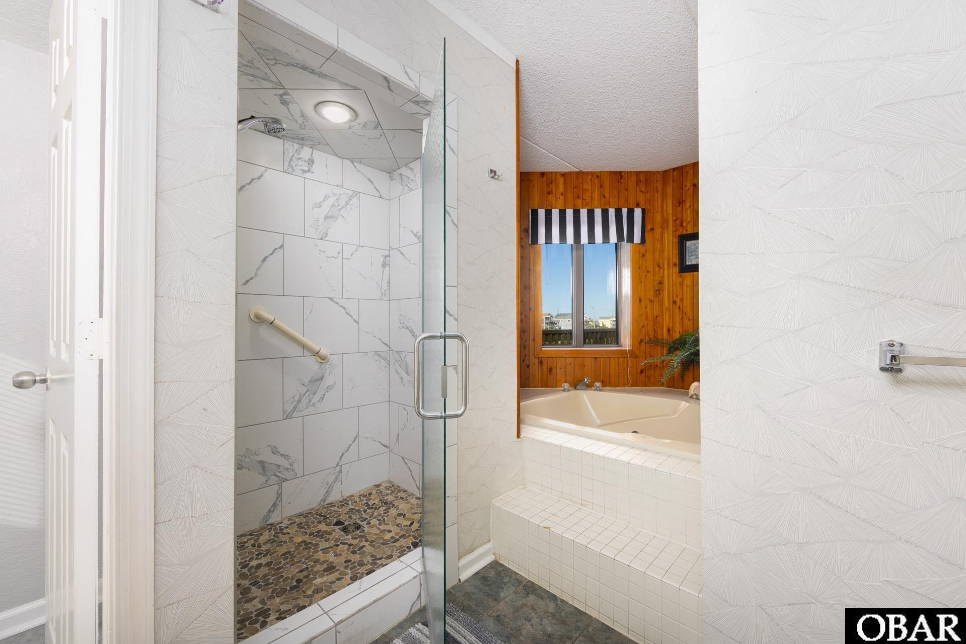 Nags Head, North Carolina, 27959, United States, 3 Bedrooms Bedrooms, ,2 BathroomsBathrooms,Residential,For Sale,1795388