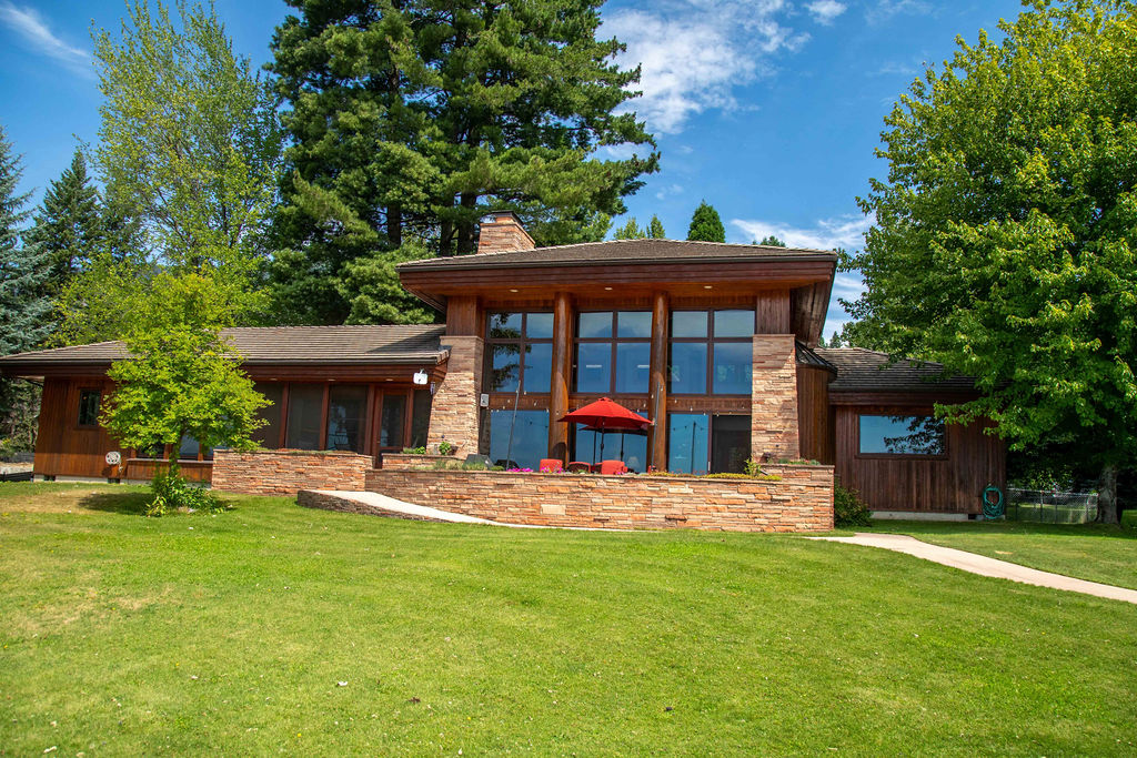 Hope, Idaho, 83836, United States, 3 Bedrooms Bedrooms, ,3 BathroomsBathrooms,Residential,For Sale,1975578