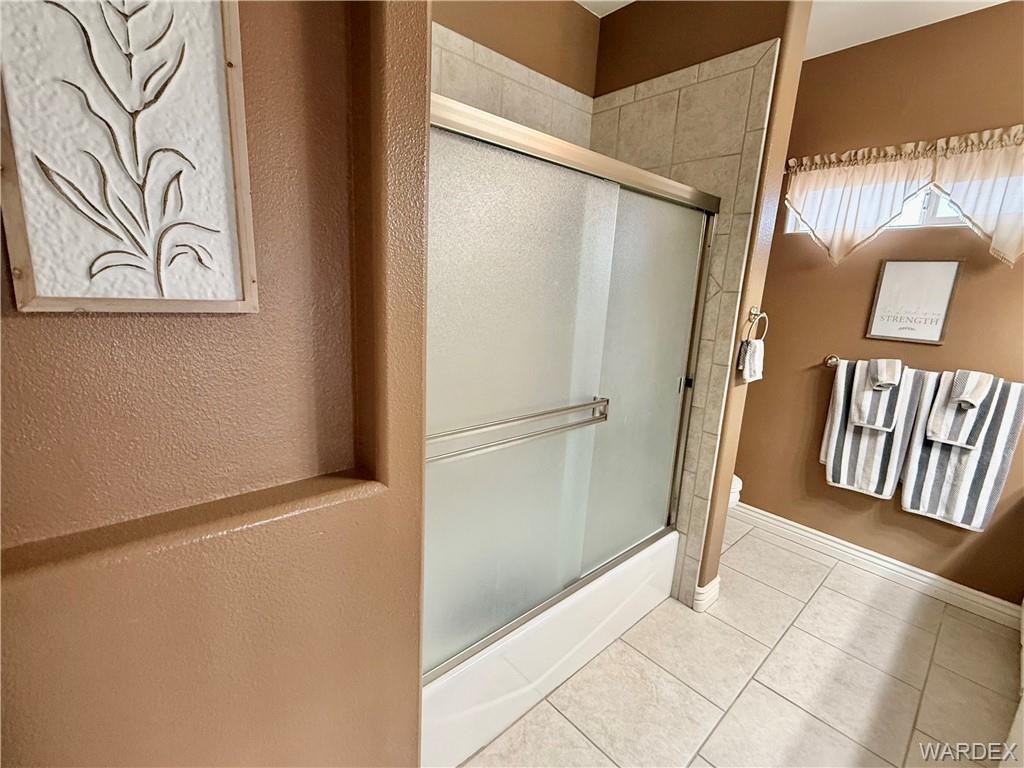 Kingman, Arizona, 86401, United States, 4 Bedrooms Bedrooms, ,2 BathroomsBathrooms,Residential,For Sale,2013264