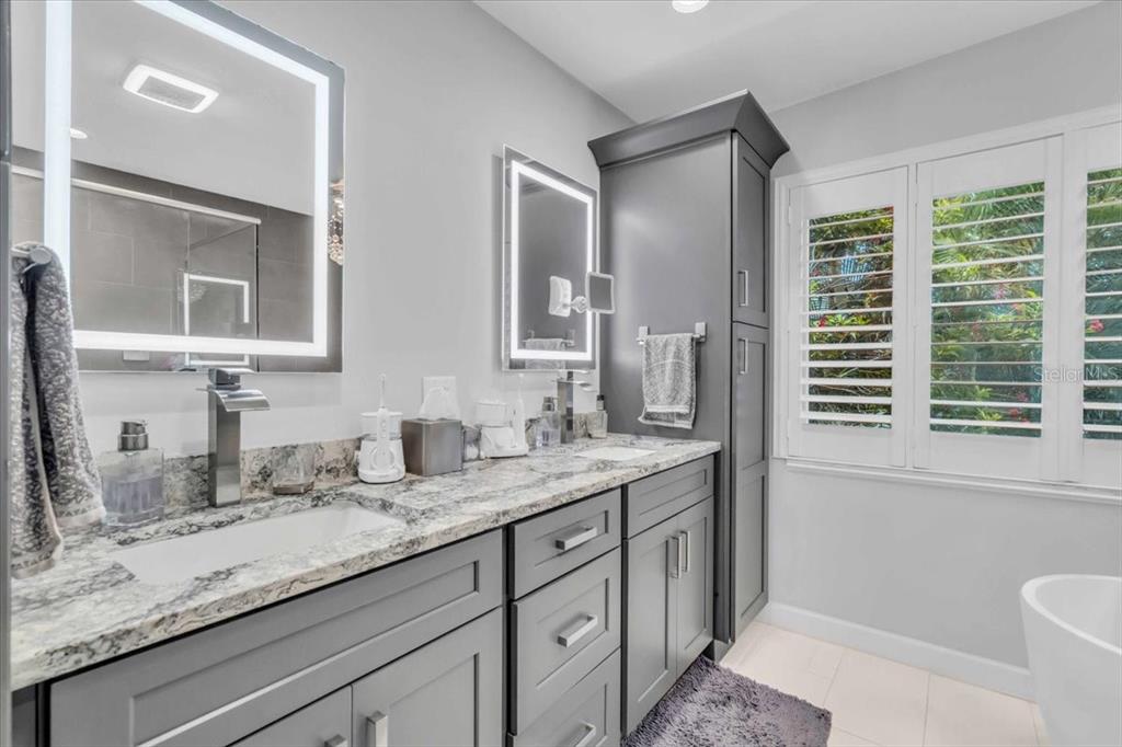 NOKOMIS, Florida, 34275, United States, 3 Bedrooms Bedrooms, ,2 BathroomsBathrooms,Residential,For Sale,1856160