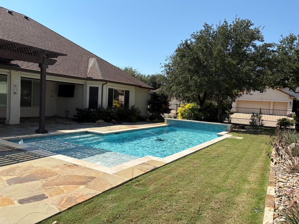 Denton, Texas, 76207, United States, 2 Bedrooms Bedrooms, ,3 BathroomsBathrooms,Residential,For Sale,1981662