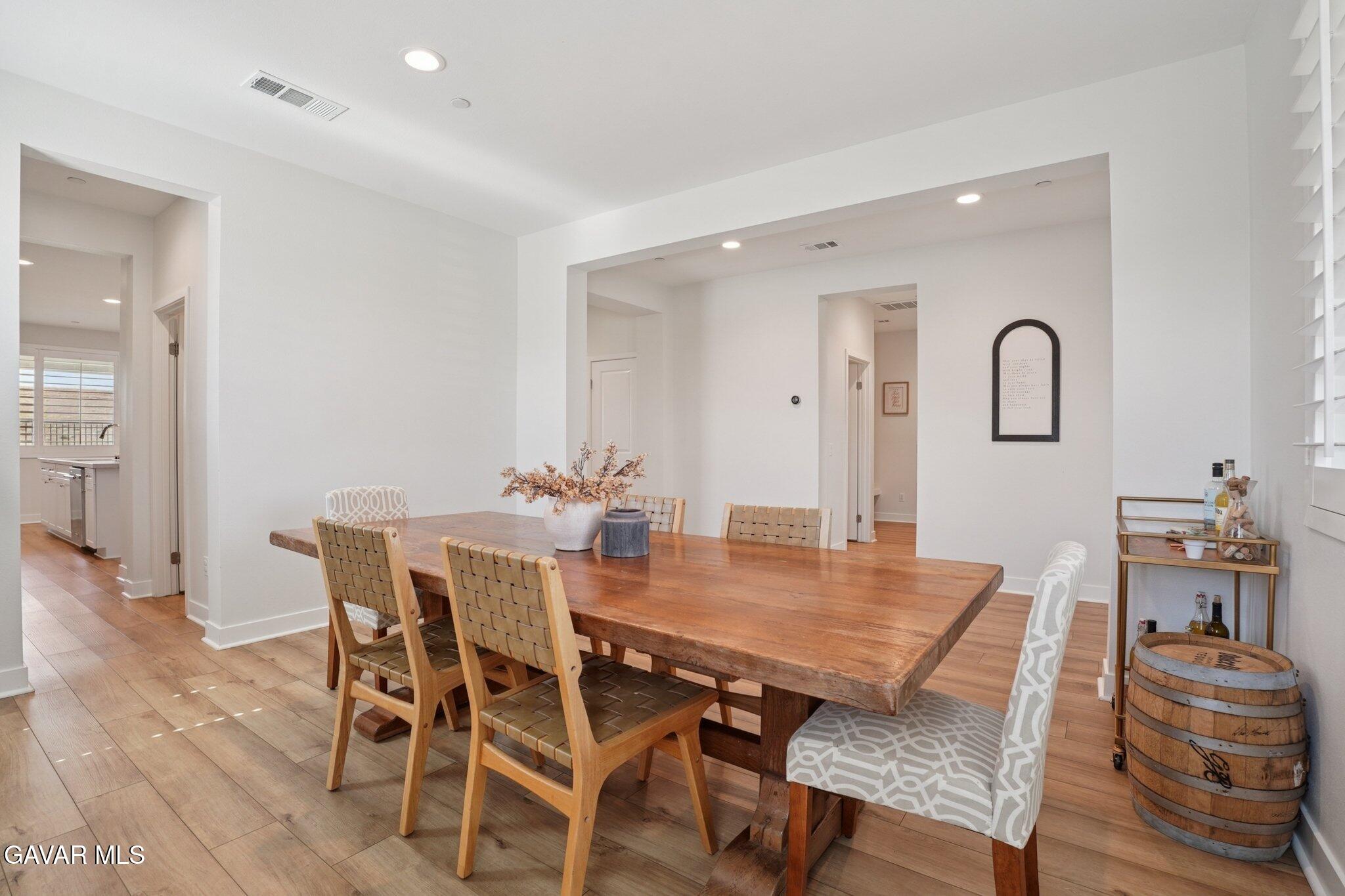 Palmdale, California, 93551, United States, 4 Bedrooms Bedrooms, ,4 BathroomsBathrooms,Residential,For Sale,2033193