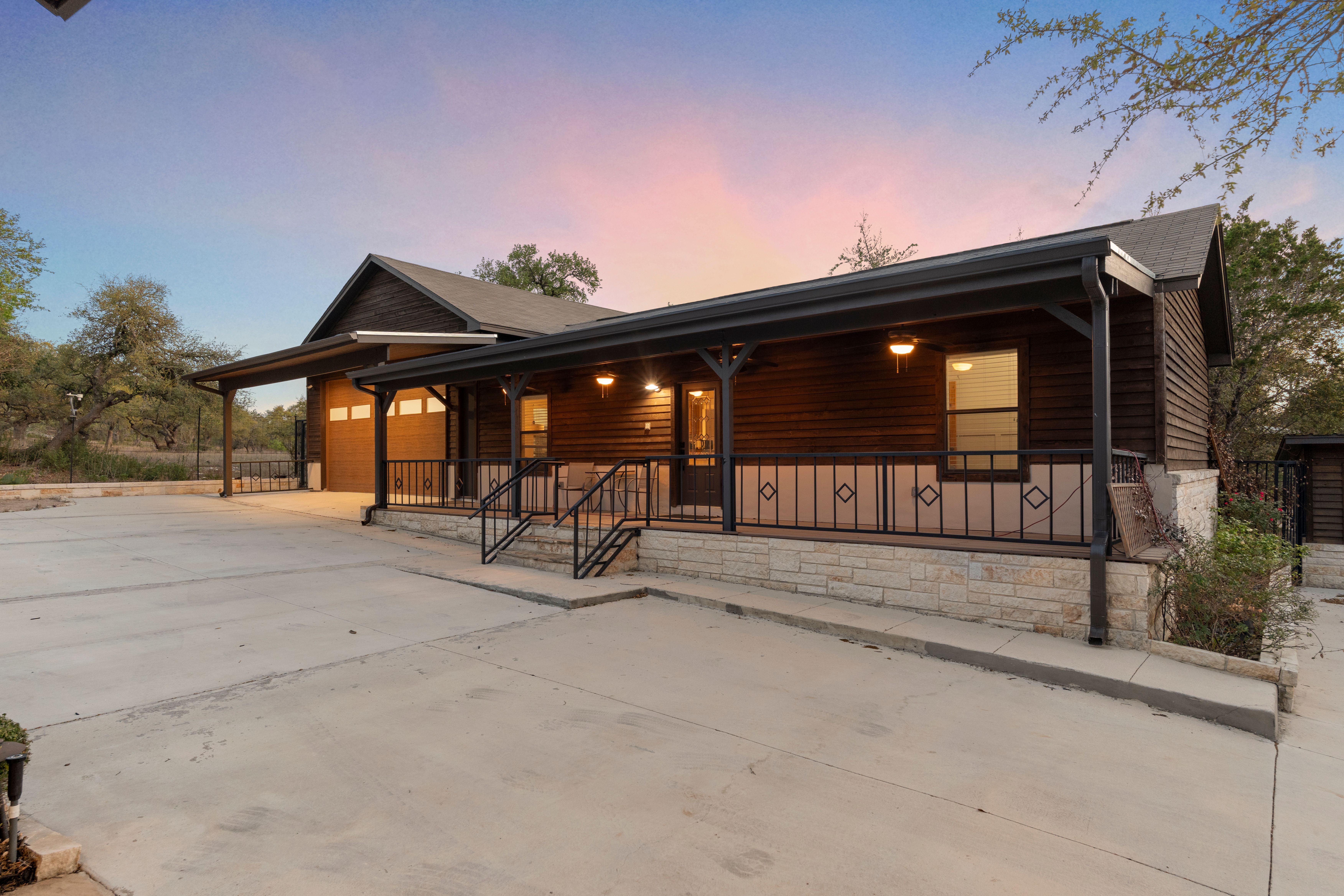  Spring Branch Luxury on 2.3 Acres - 物件實景