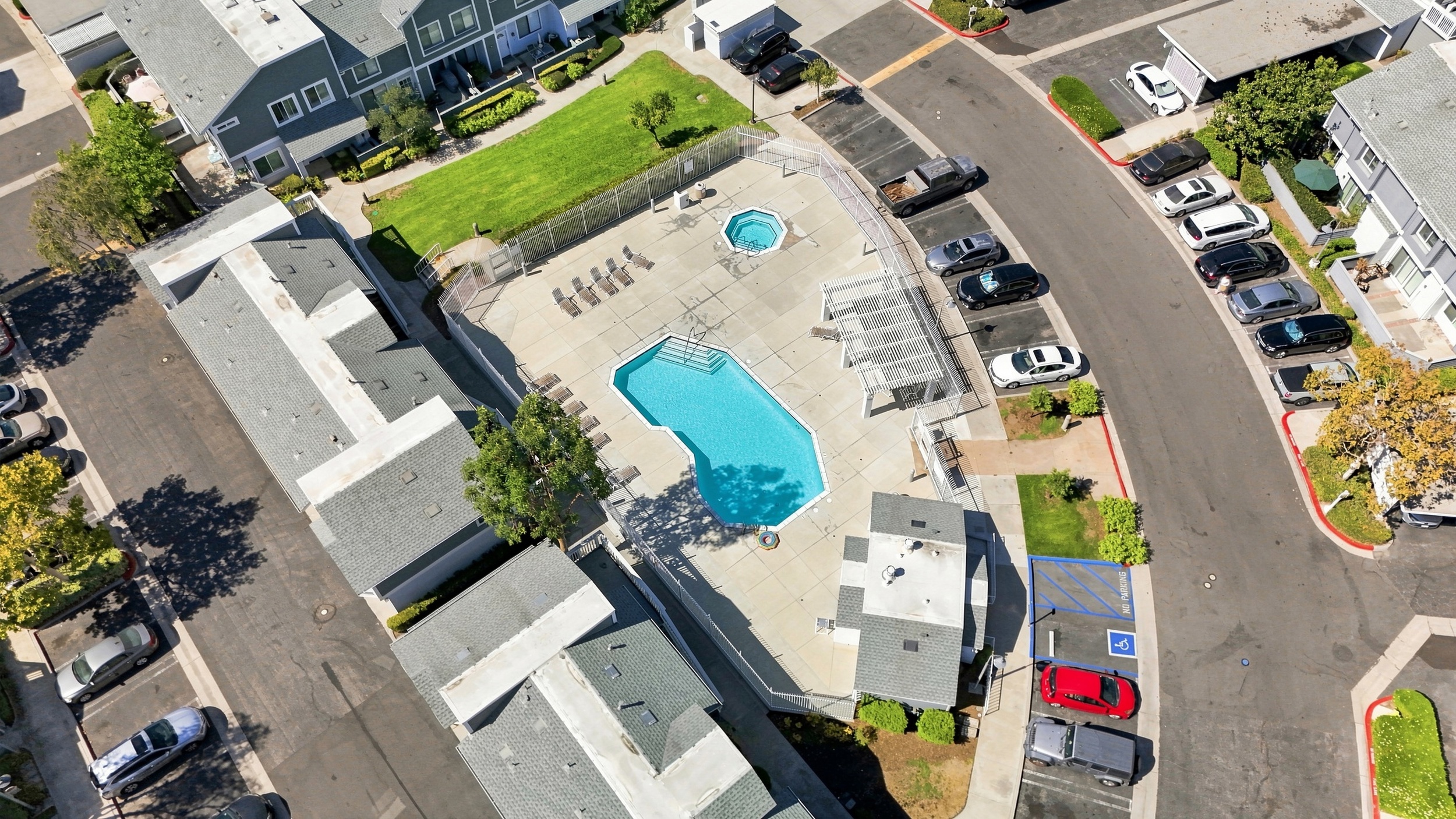  187 Huntington, Irvine, CA 92620 - 物件實景