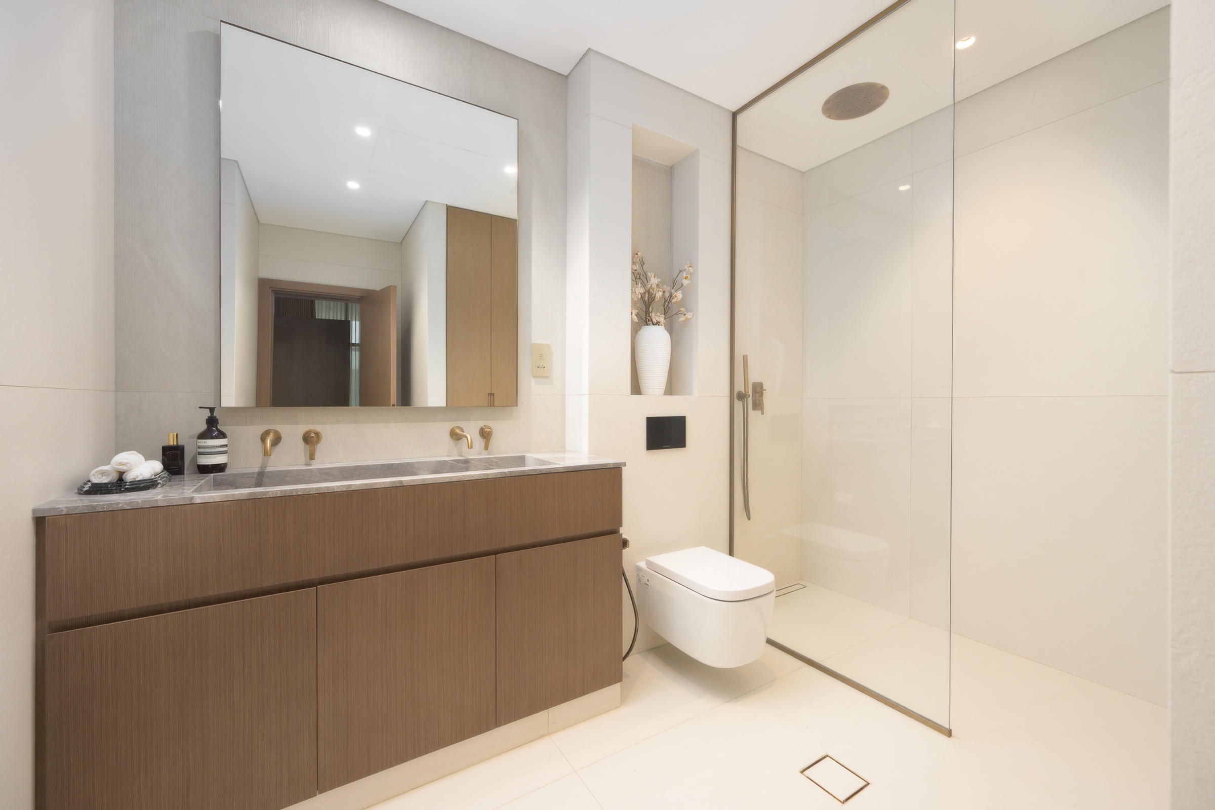  High-Floor Corner Duplex in DIFC - 物件實景