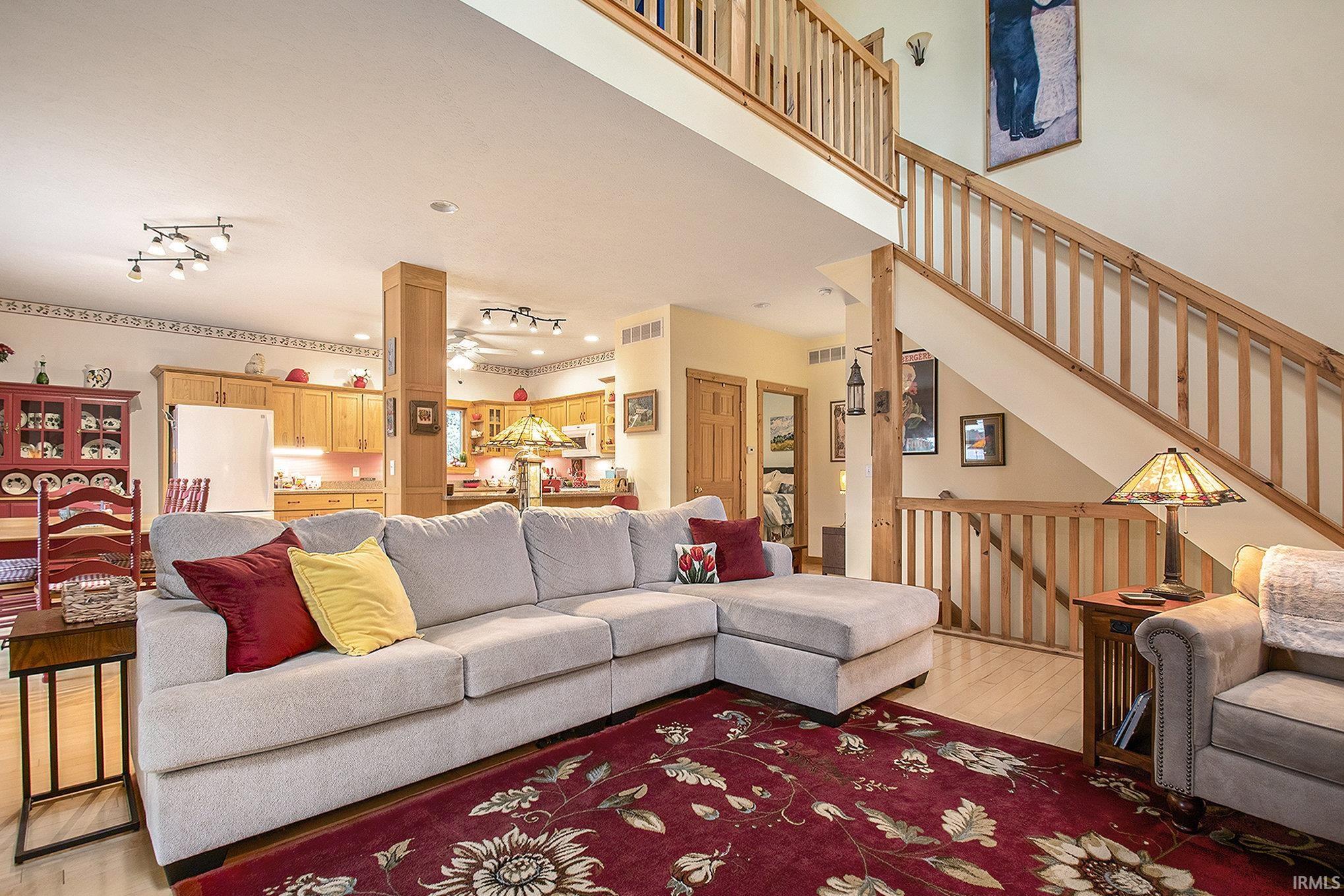 Shipshewana, Indiana, 46565, United States, 2 Bedrooms Bedrooms, ,3 BathroomsBathrooms,Residential,For Sale,1982813