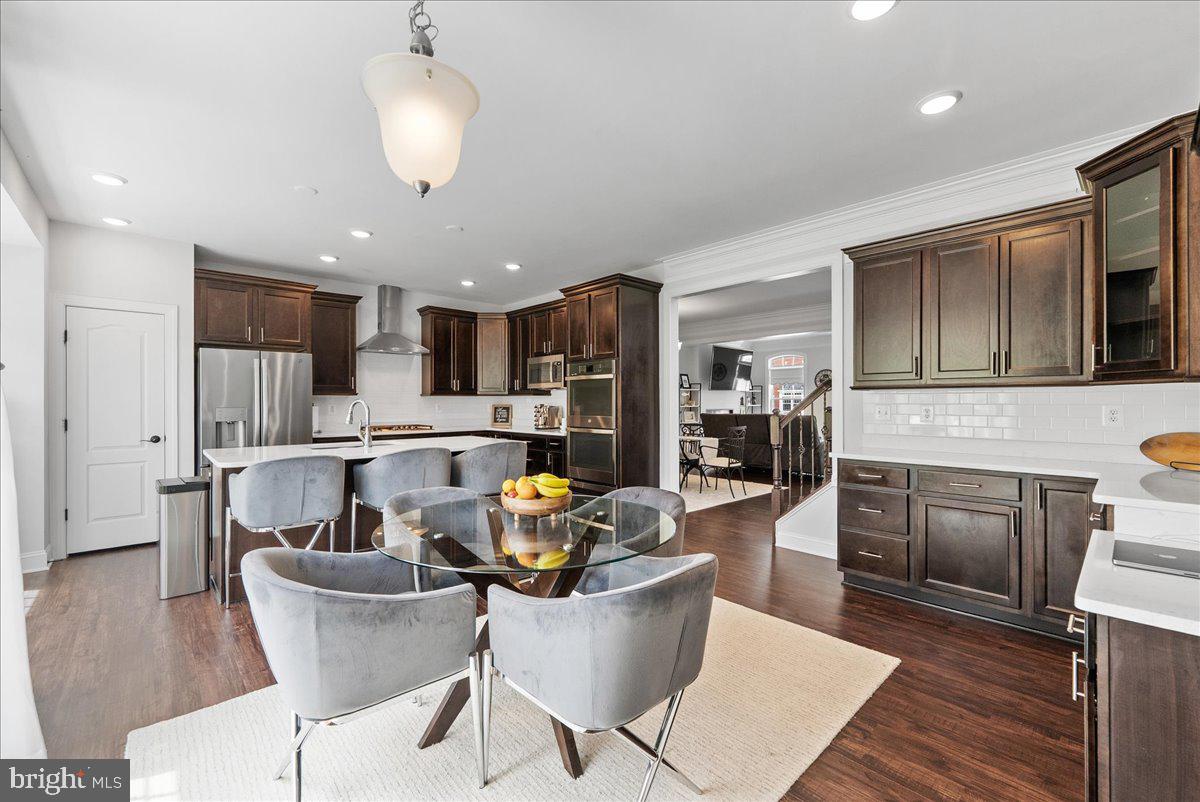 Woodbridge, Virginia, 22193, United States, 3 Bedrooms Bedrooms, ,4 BathroomsBathrooms,Residential,For Sale,1921081