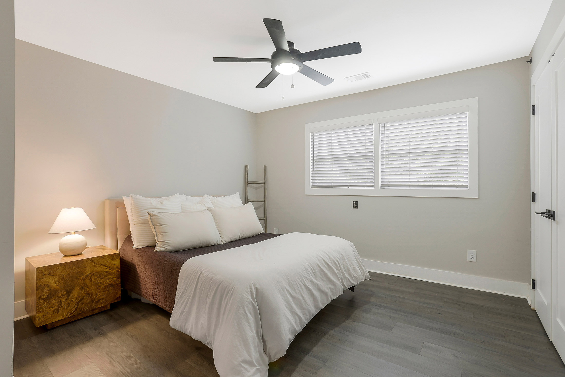 Exceptional Mid-Century Modern Renovation in Decatur - 物件實景