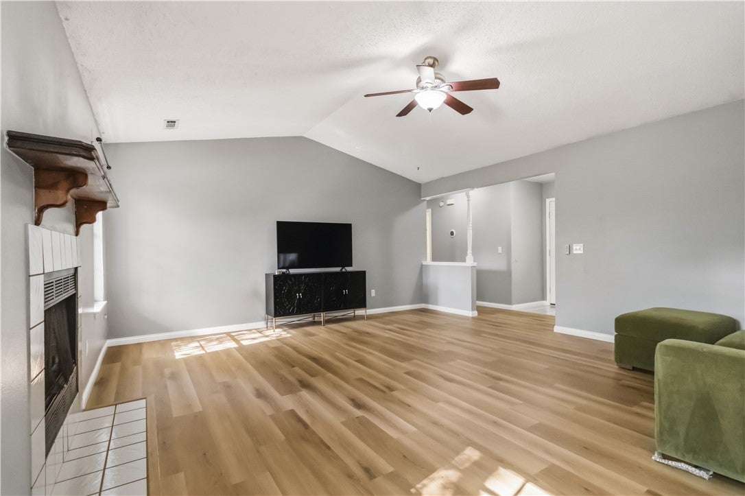 Mulberry St, Fayetteville, AR 72704