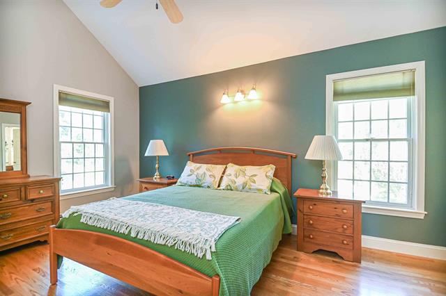Bow, New Hampshire, 03304, United States, 4 Bedrooms Bedrooms, ,3 BathroomsBathrooms,Residential,For Sale,1900583