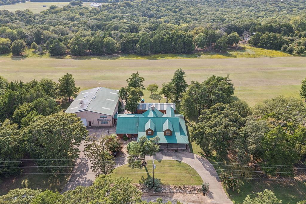 Pottsboro, Texas, 75076, United States, 3 Bedrooms Bedrooms, ,4 BathroomsBathrooms,Residential,For Sale,1949804