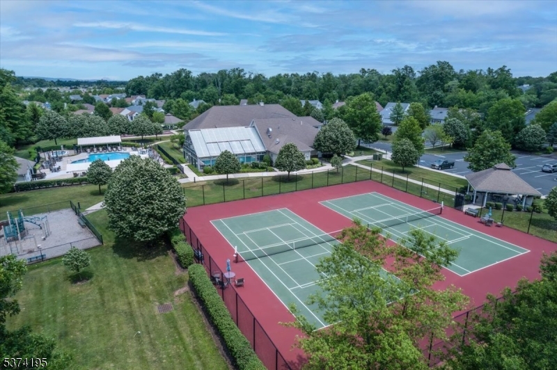 Franklin Twp., New Jersey, 08873, United States, 3 Bedrooms Bedrooms, ,2 BathroomsBathrooms,Residential,For Sale,1908431