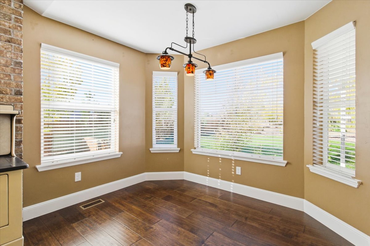 CENTRAL VALLEY, Utah, 84754, United States, 4 Bedrooms Bedrooms, ,3 BathroomsBathrooms,Residential,For Sale,1973038