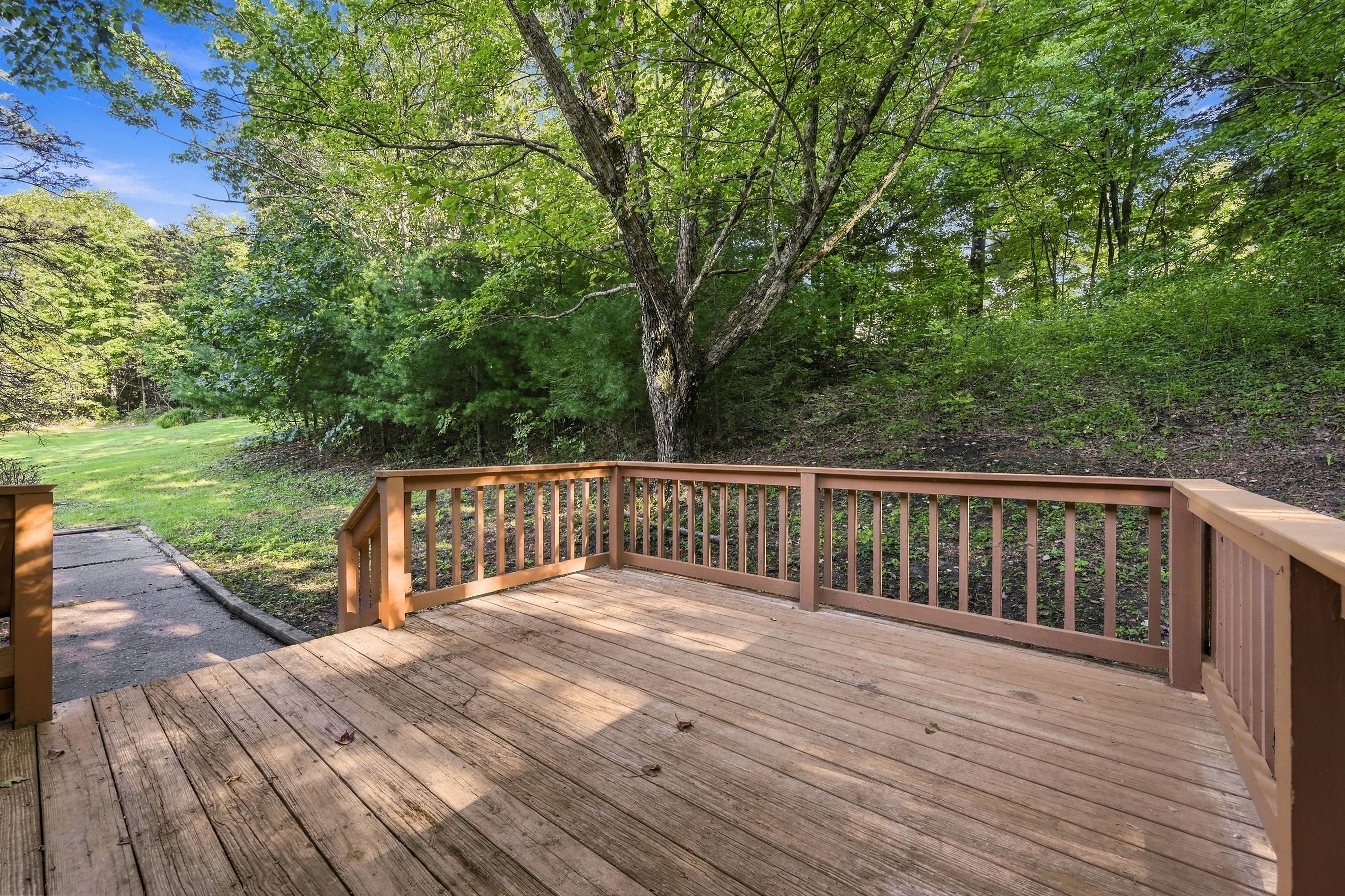  134 Becks Run Road, Coraopolis, PA 15108 - 物件實景