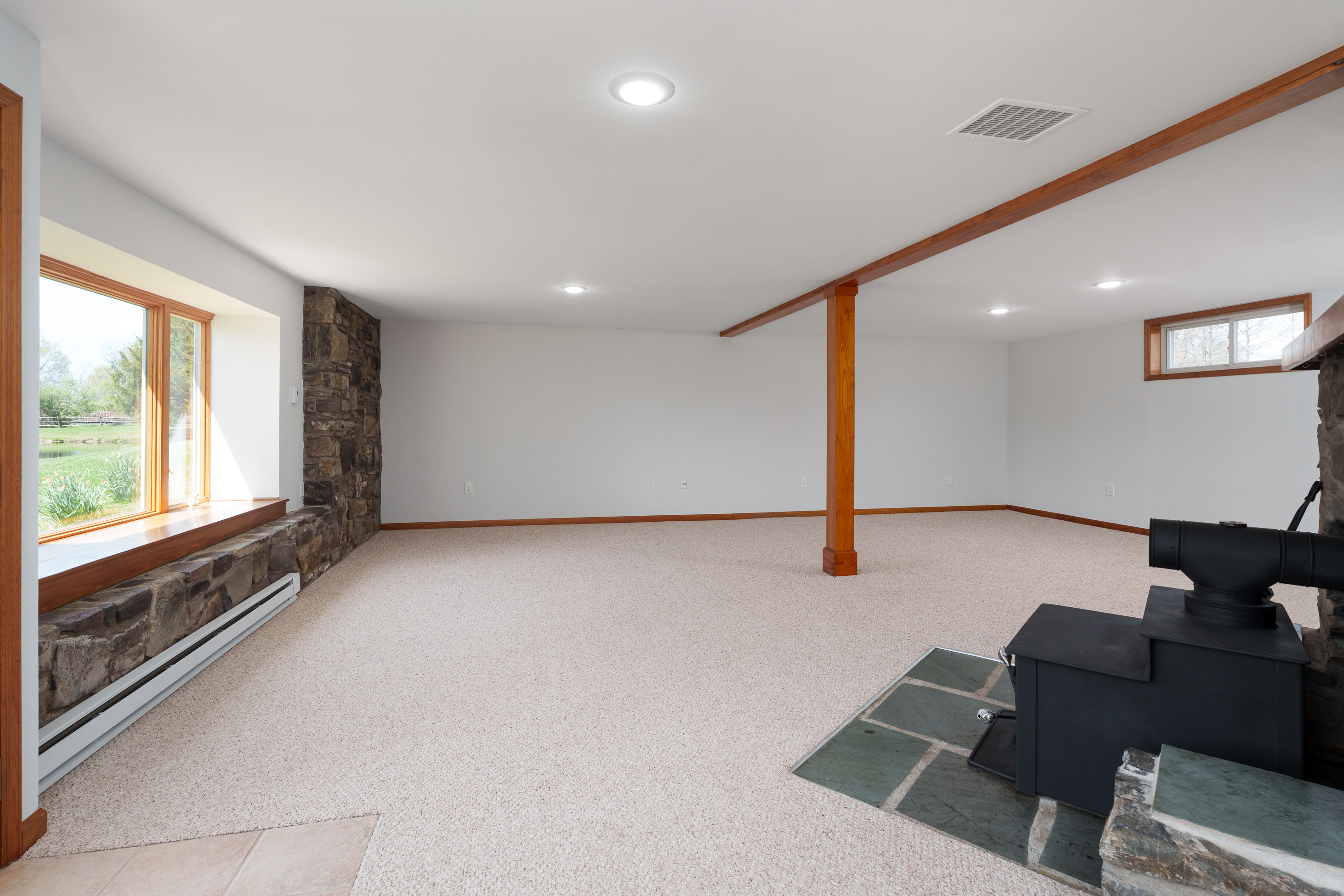  Water and Woodland Views - Magic in Ever Direction - 物件實景