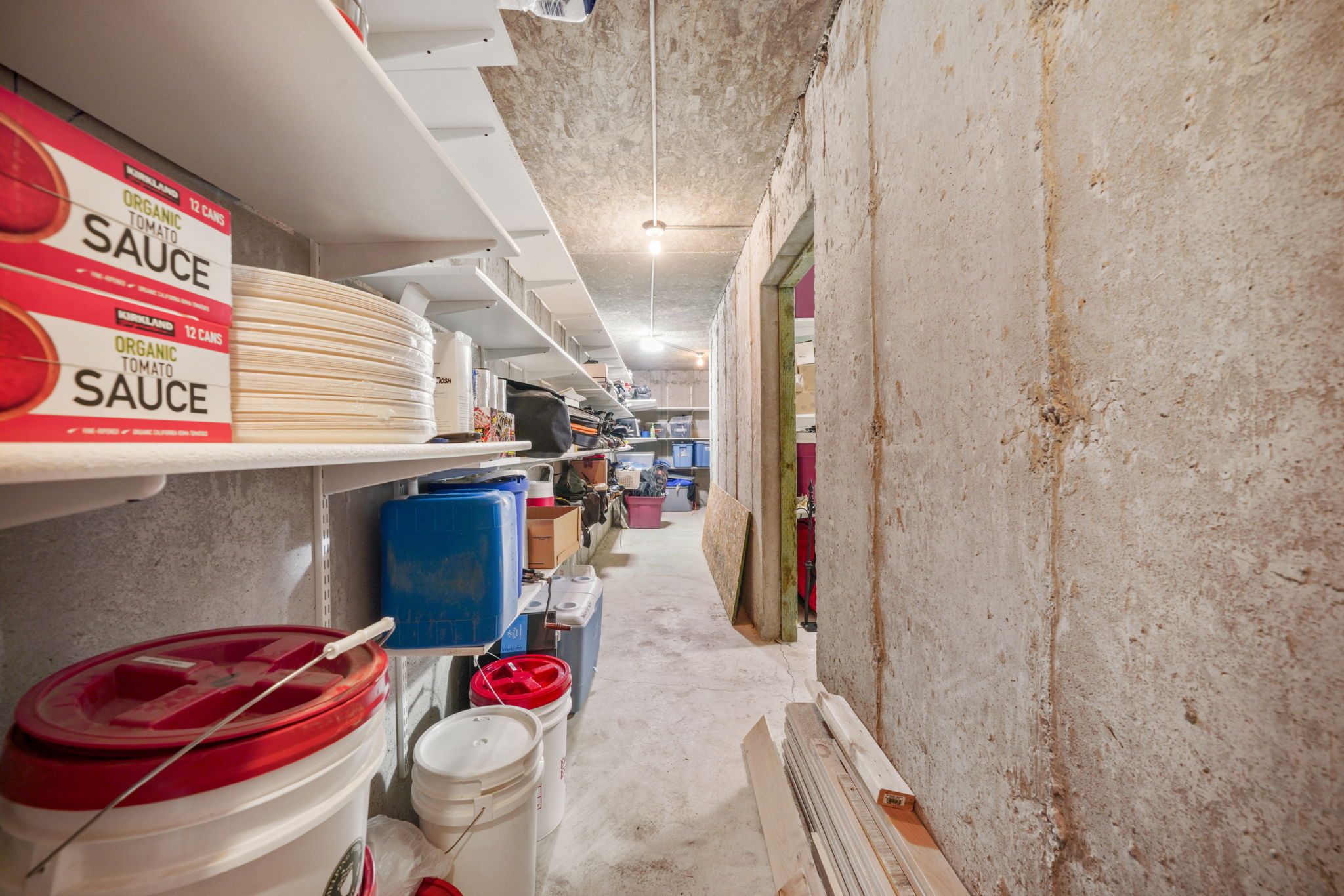 Eagle Mountain, Utah, 84005, United States, 6 Bedrooms Bedrooms, ,5 BathroomsBathrooms,Residential,For Sale,1990791