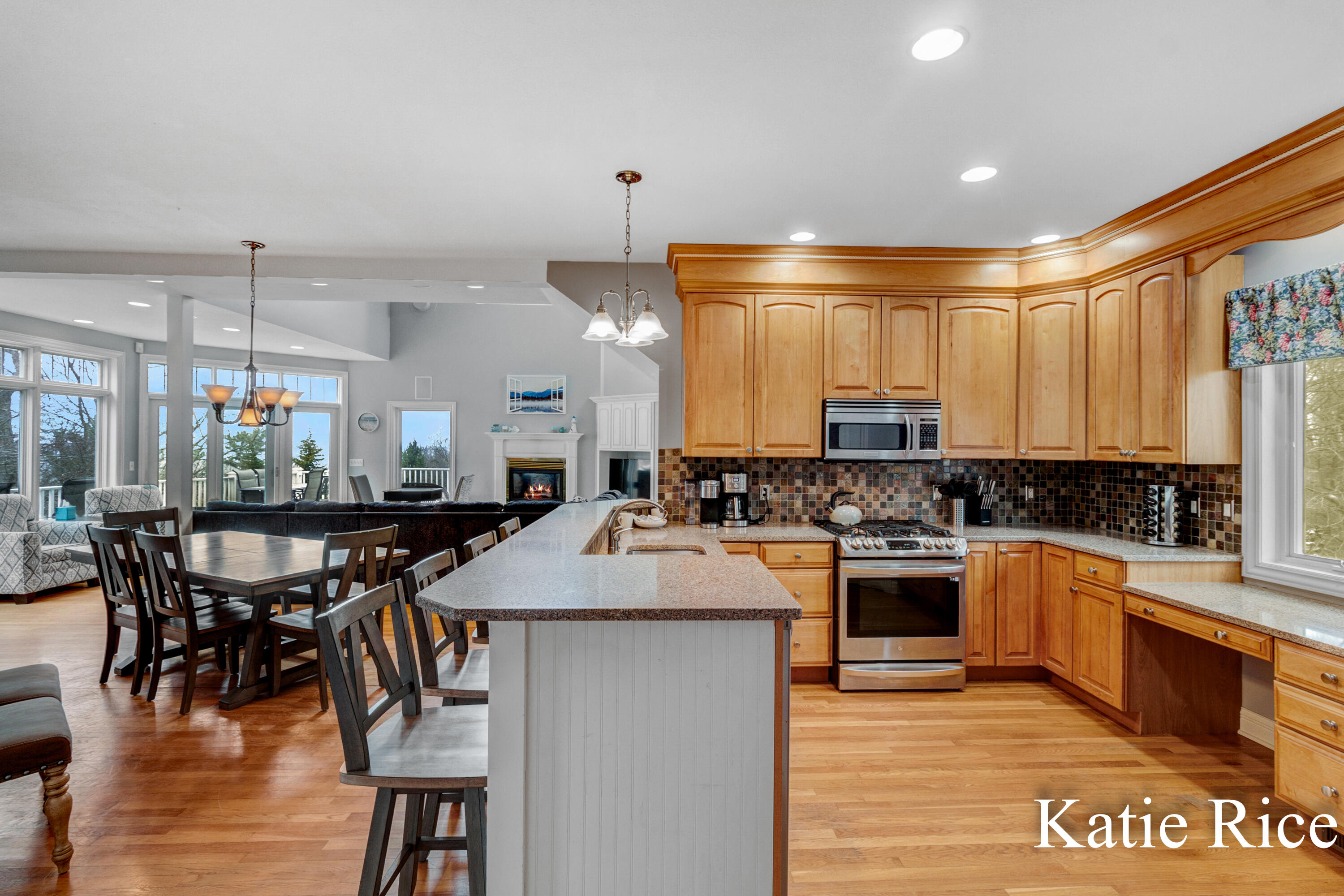 Whitehall, Michigan, 49461, United States, 4 Bedrooms Bedrooms, ,4 BathroomsBathrooms,Residential,For Sale,1779471