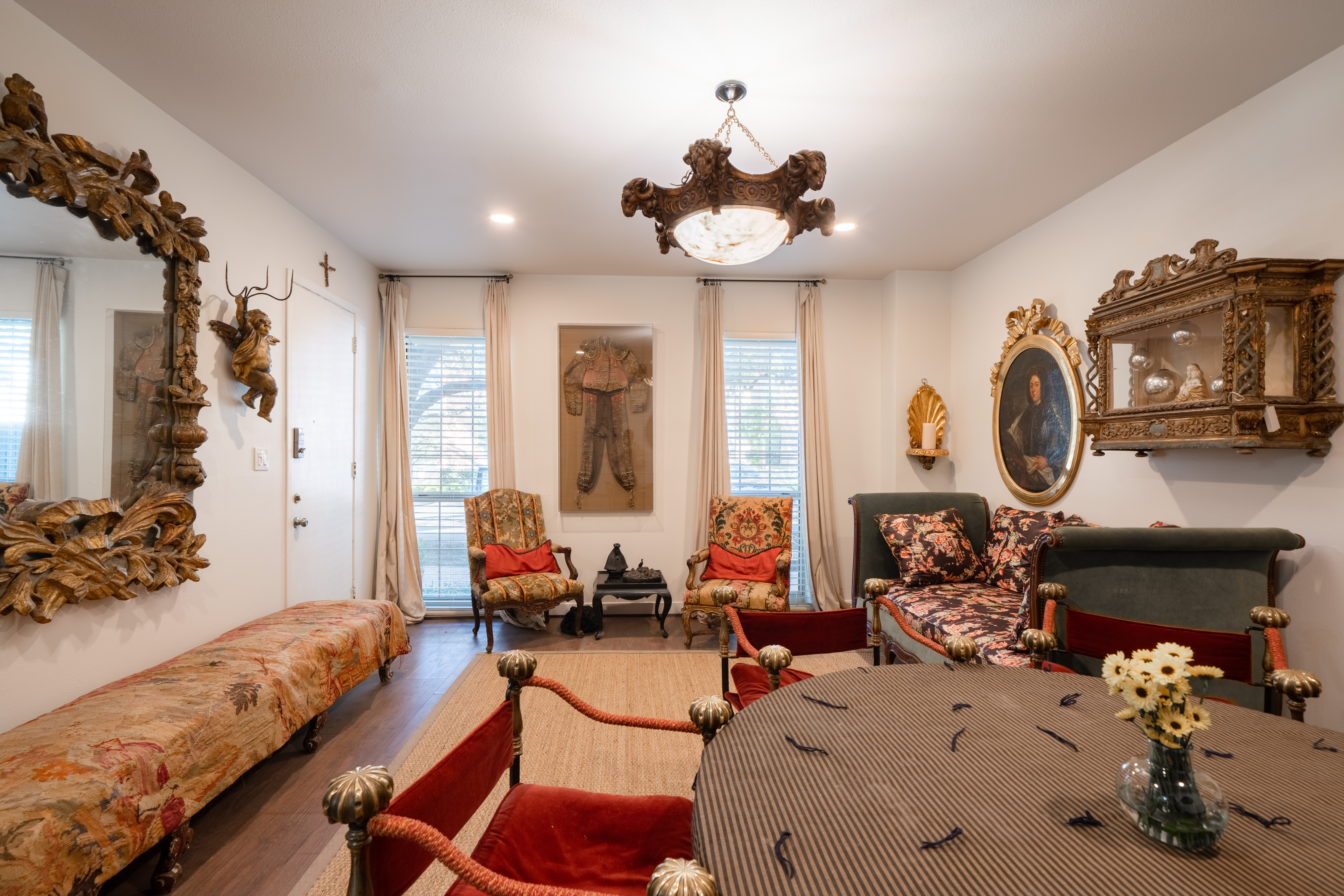  Elegant First-Floor Living at Chateau Dijon - 物件實景