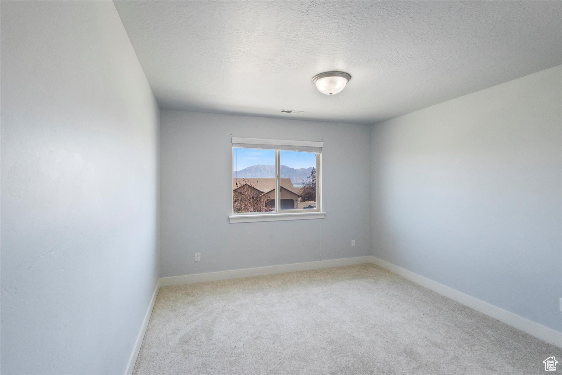 Saratoga Springs, Utah, 84045, United States, 5 Bedrooms Bedrooms, ,4 BathroomsBathrooms,Residential,For Sale,1937453