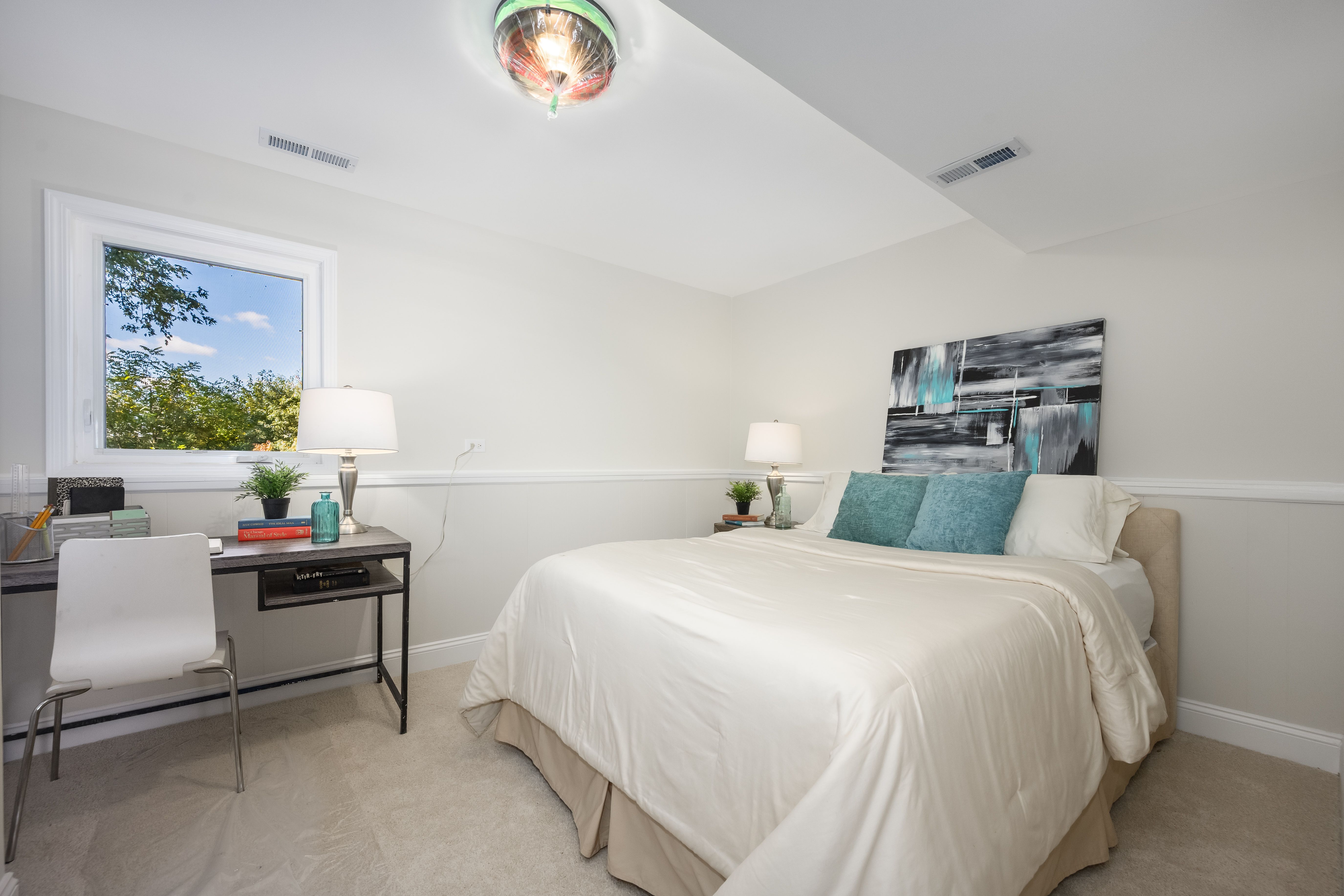  Welcome to This Beautifully Updated Split-Level Home in Richton Park - 物件實景