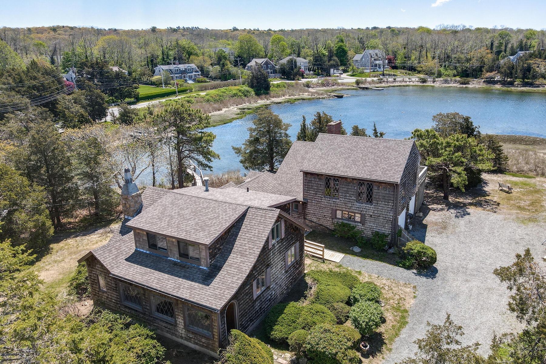  102 Nashawena Street - 物件實景