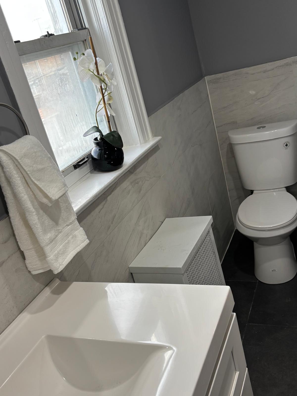 Laurelton, New York, 11413, United States, 8 Bedrooms Bedrooms, ,2 BathroomsBathrooms,Residential,For Sale,2006131