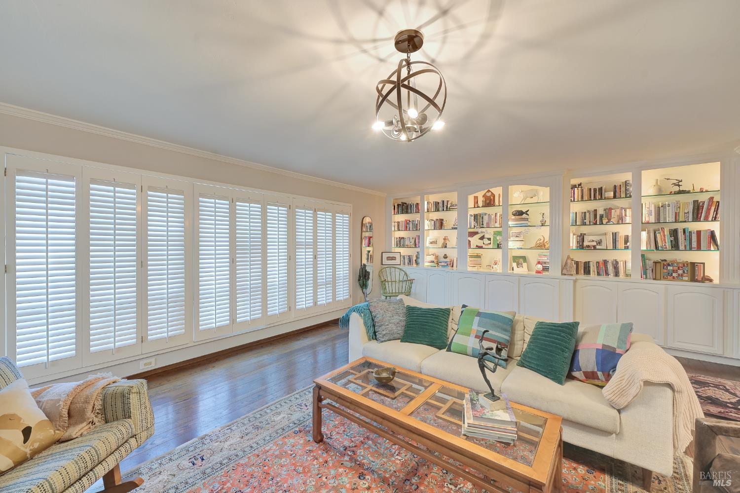 San Rafael, California, 94901, United States, 3 Bedrooms Bedrooms, ,3 BathroomsBathrooms,Residential,For Sale,2002955