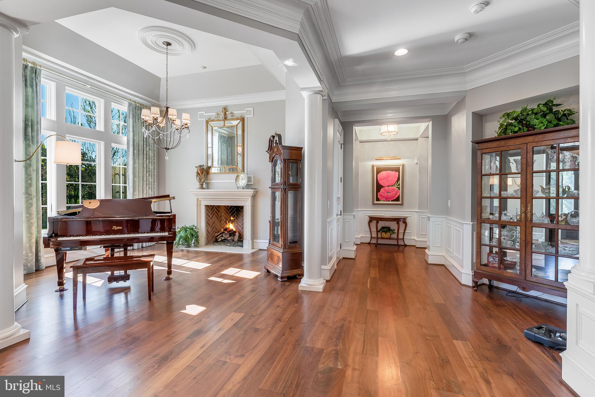 Leesburg, Virginia, 20175, United States, 5 Bedrooms Bedrooms, ,4 BathroomsBathrooms,Residential,For Sale,1776581