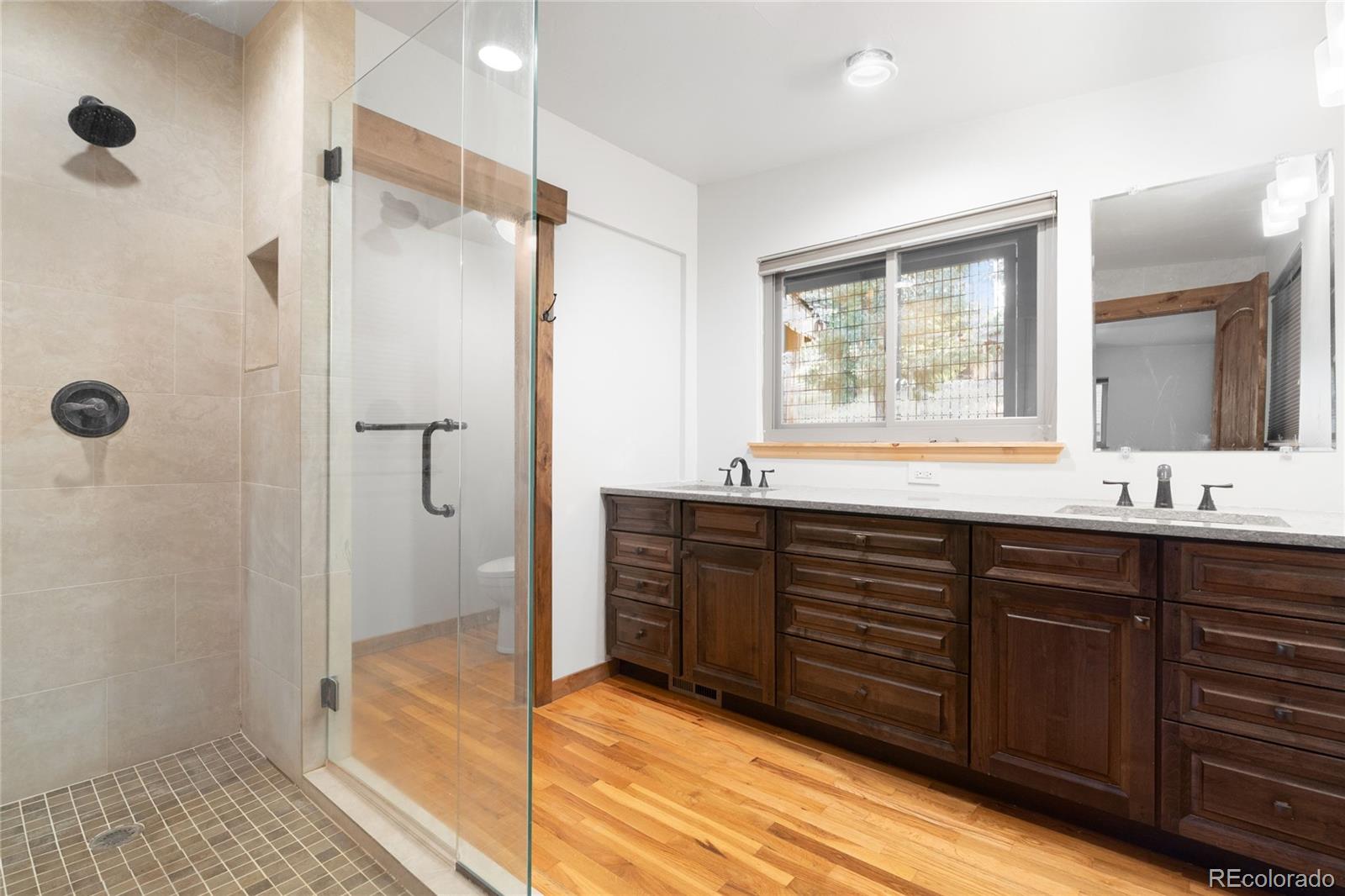 Evergreen, Colorado, 80439, United States, 5 Bedrooms Bedrooms, ,1 BathroomBathrooms,Residential,For Sale,1992096