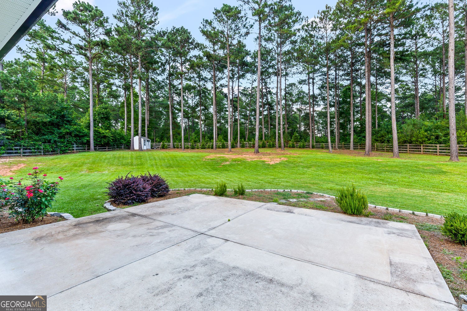 Senoia, Georgia, 30276, United States, 5 Bedrooms Bedrooms, ,4 BathroomsBathrooms,Residential,For Sale,1877866