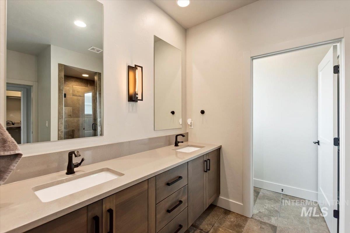 3000 Trailwood Way, Boise, Idaho, 83716, United States, 3 Bedrooms Bedrooms, ,3 BathroomsBathrooms,Residential,For Sale,3000 Trailwood Way,1436837